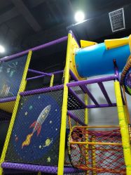 -蹦贝运动中心·蹦床·攀岩·闯关(龙岗店)