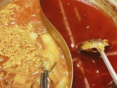 -沸炉重庆老火锅(军事博物馆店)