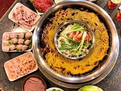 -邓莽子老火锅(中兴路总店)