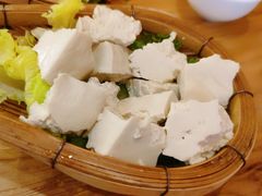 -阿婆情腊排骨火锅(金虹路店)