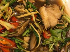 -J Daeng Seafood