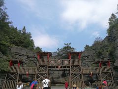 -梭布垭石林景区