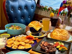 -米德维奇俄式西餐厅(西六道街店)