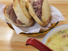 浓香驴肉火烧-闫家驴肉老店(华电一校店)