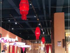 大堂-老滇山寨•云南特色菜•地方菜•民族风情歌舞表演(金碧店)