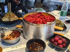 -巴厘龙虾·榜首油焖大虾(音乐学院·沿江酒馆店)