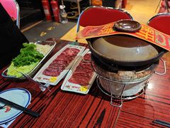 -沙胆彪炭炉牛杂煲(成都玉林店)