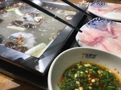 -7号院街鲜鱼府·涮烤一体(酒城华府总店)