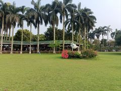 -侯臣咖啡文化村