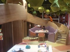 -水桶王国主题餐厅·聚会·生日派对·亲子活动·家庭套餐(亚龙湾希尔顿店)