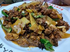 -鲁南仔·滕州炒鸡(经三路店)