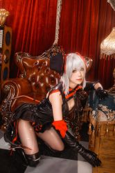 -星元素cosplay动漫摄影写真工作室