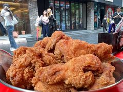 -BHC炸鸡(明洞总店)