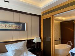 -兰州皇冠假日酒店