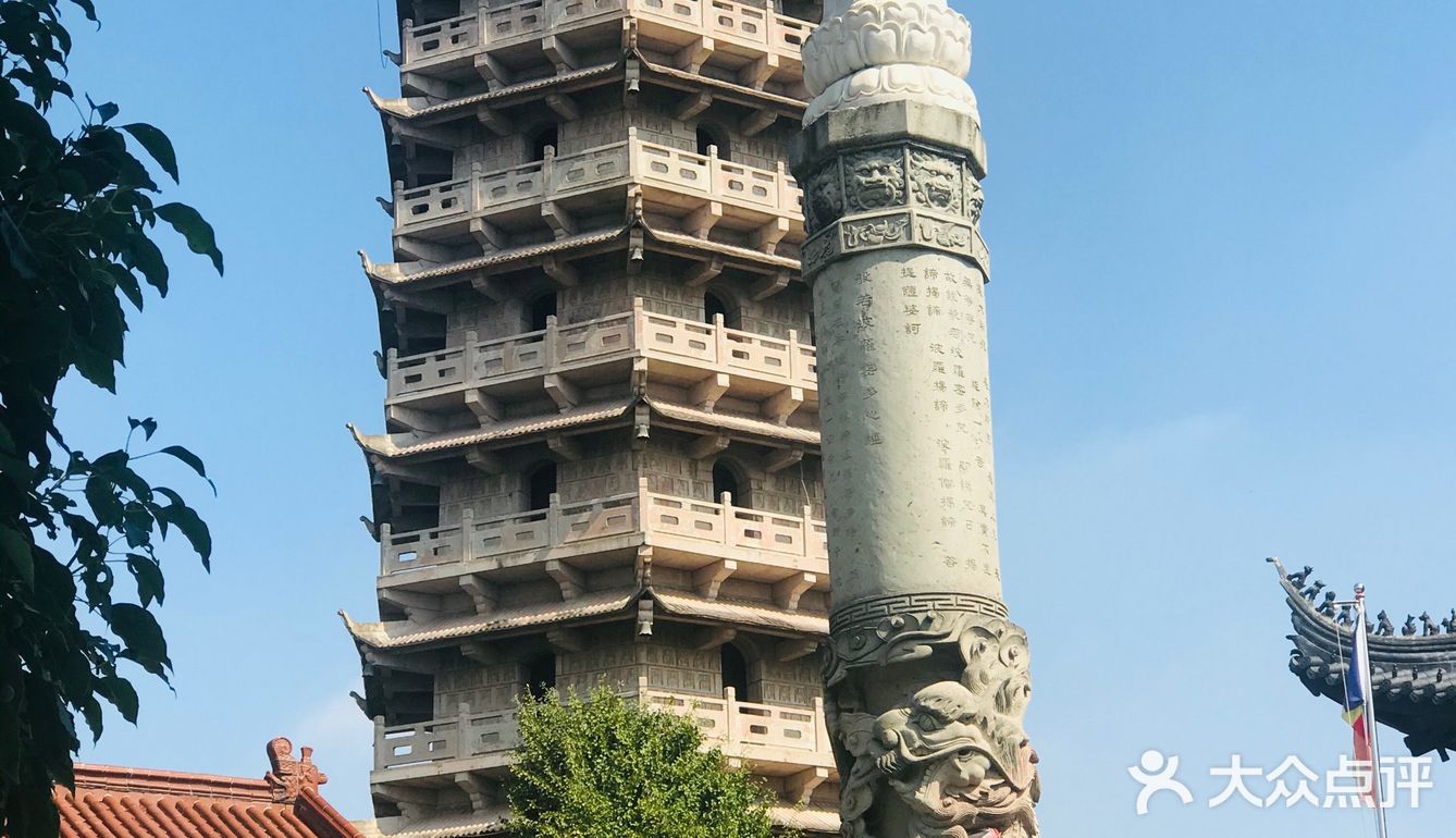 据说很“灵”的小镇古寺