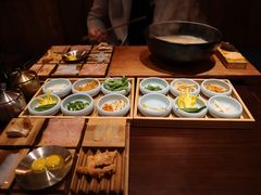 -银米·云南传统过桥米线(双廊黑金冠店)