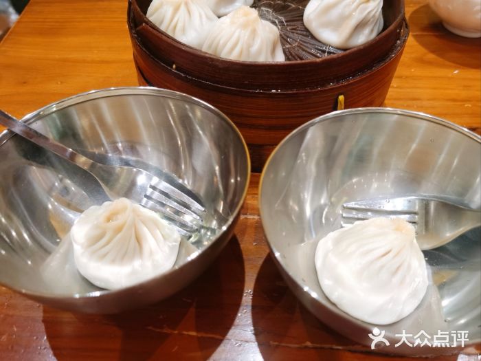 富麦小笼(虹桥南丰城店)鲜肉小笼图片