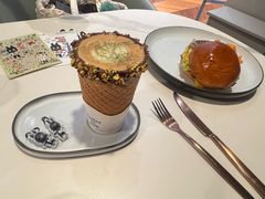 -潮一不贰·法式甜品·生日蛋糕·西式简餐(外滩店)