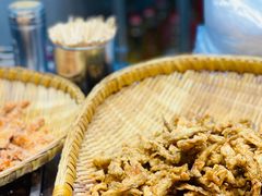 -肖炮现炸酥肉(解放碑店)