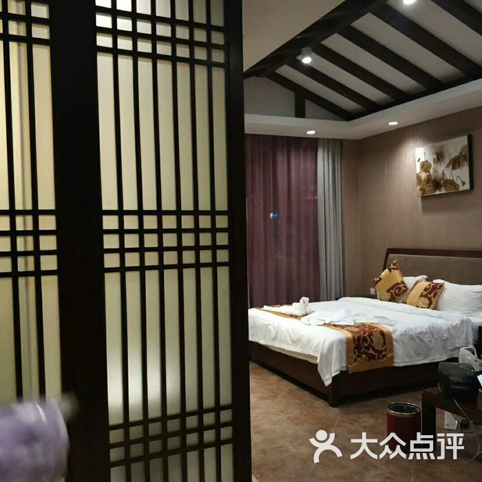 大秦温泉养生苑御汤宫