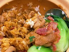 -煲仔皇腊味煲仔饭(经四万达店)