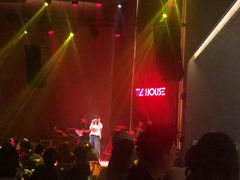 -TZ House音乐现场(来福士中心店)