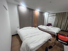 -鑫雅居公寓(广州南站地铁站店)