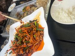 -鑫渔港海鲜本地菜·山海关浑锅(东戴河店)