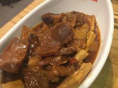 支竹牛腩简餐-72街红烧排骨饭(海珠丽影广场店)