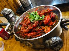 -老东镇啤酒屋海鲜加工·蒸汽海鲜·海鲜烧烤(台东店)