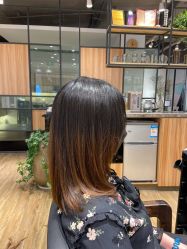 -Mentor Hair Salon