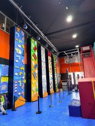 -多乐岛运动游乐城(杭州店)