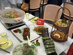 -刘姐啤酒鱼民族演艺餐厅(西街总店)