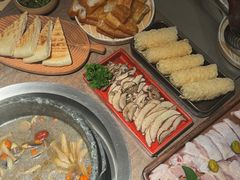 -蘑界·野生菌火锅(深业上城店)