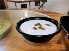 阿帕酸奶-陈老斯呼尔嗨吃烧烤(科巷店)