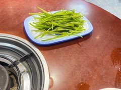 -菌之家·专业纯野生菌火锅·特色炒菌
