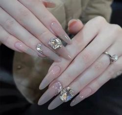 -LUNA皮相美·骨相美高级美感