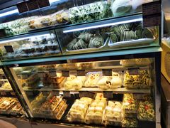 面包甜点陈列柜-白玉兰食品(甜云店)
