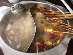 鸳鸯锅-百签宫串串香重庆火锅(夏湾店)