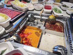-海底捞火锅(新松江路店)