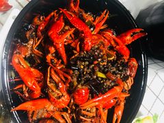簋街麻辣龙虾-三太子地摊烧烤·小龙虾(北蔡店)