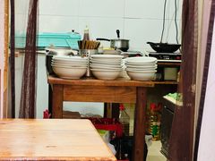 -上海特色小笼店(铁岭路90弄小区店)