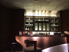 -恰餐厅及酒吧 CHAR Bar & Grill (北京丽都皇冠假日店)