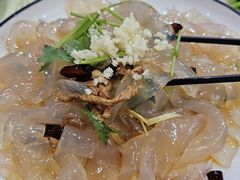 -鹤乡东北菜(崮山路店)