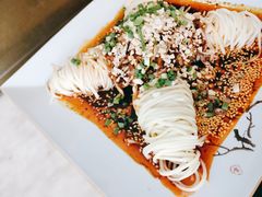 剁椒鱼头-云梦庭·剁椒鱼头(银泰中心in99店)