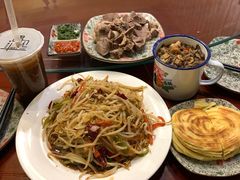 -格日勒阿妈蒙古厨房(大召店)