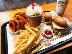 -The Habit Burger Grill 哈比特汉堡(复兴soho店)