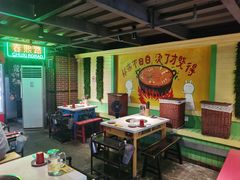 -钢管厂五区小郡肝串串香火锅(梅川路店)