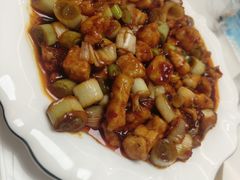 -回头客餐厅·家的味道农家菜·虹鳟鱼·铁锅炖(雁栖湖店)