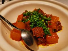 萝卜牛腩煲-马仕玖煲·融合菜·酥不腻烤鸭(人大店)
